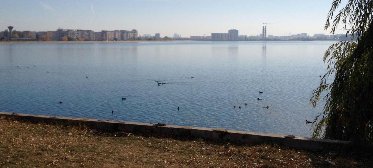 Fancy Westpark 2 Residence Lakeview W7 Boekarest Buitenkant foto