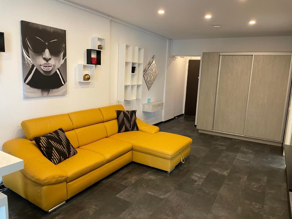 Fancy Westpark 2 Residence Lakeview W7 Boekarest Buitenkant foto
