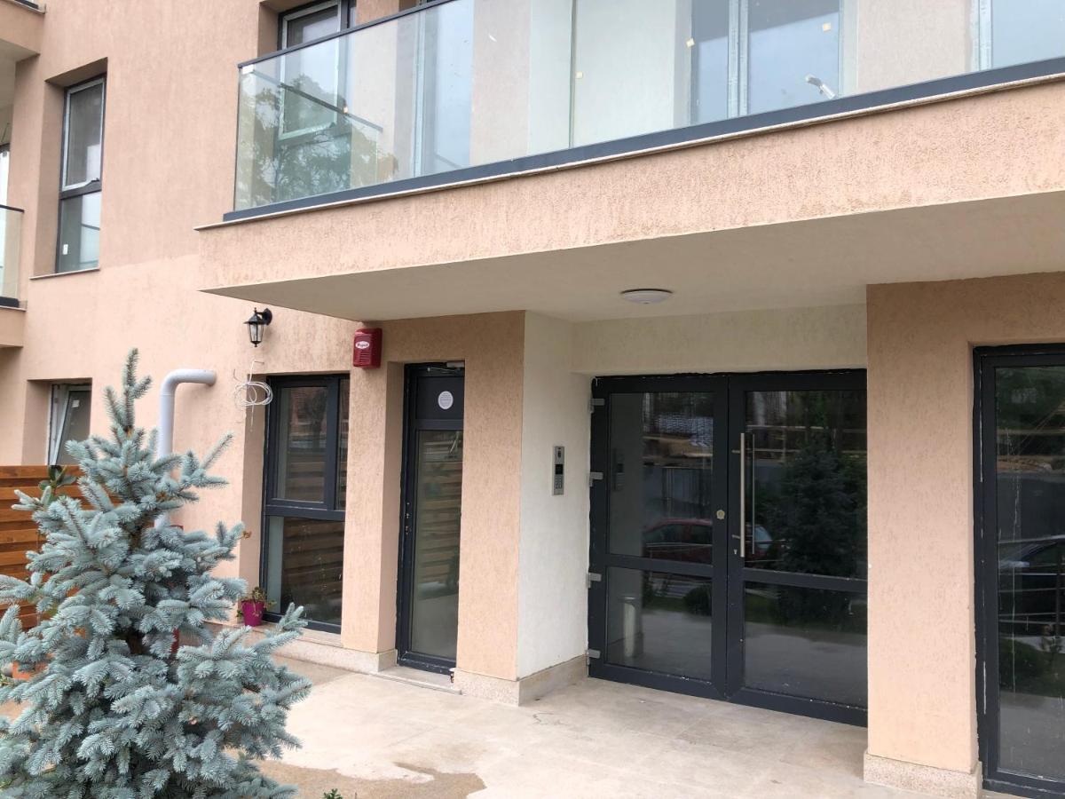 Fancy Westpark 2 Residence Lakeview W7 Boekarest Buitenkant foto