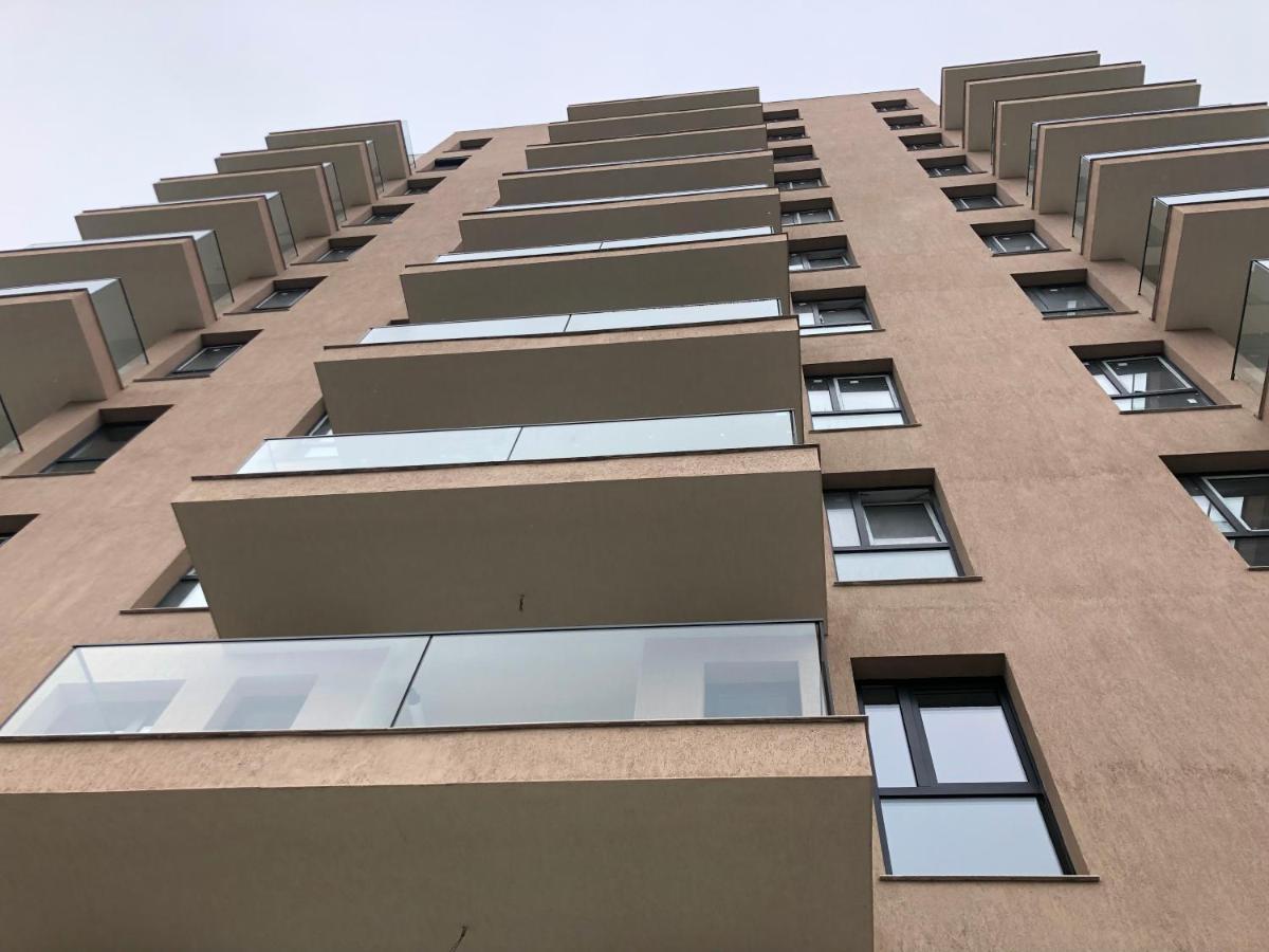 Fancy Westpark 2 Residence Lakeview W7 Boekarest Buitenkant foto