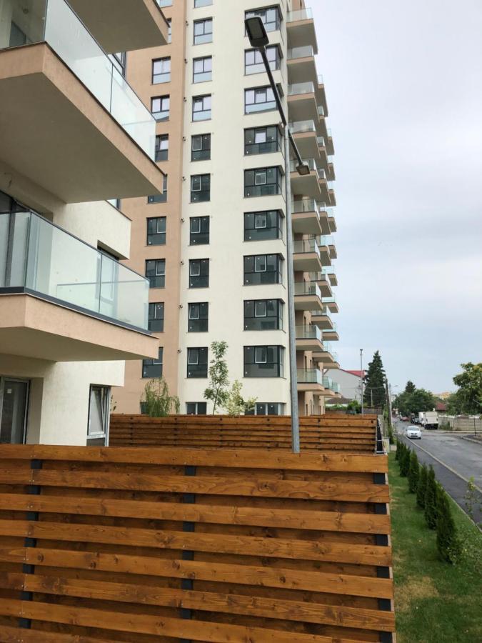 Fancy Westpark 2 Residence Lakeview W7 Boekarest Buitenkant foto